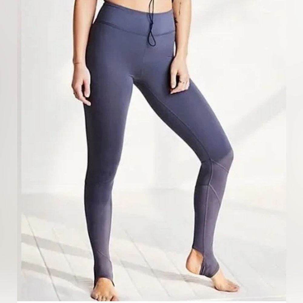NEW Free People Movement / Aerial Stirrup Legging - Medium